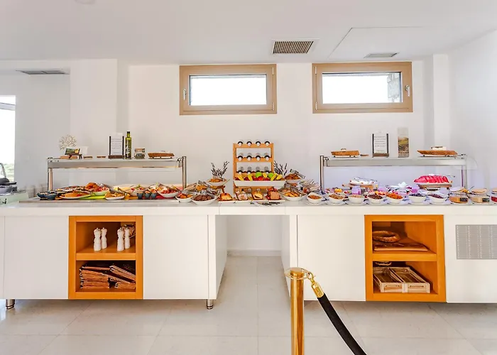 White Donkey Boutique Hotel (Adults Only)
