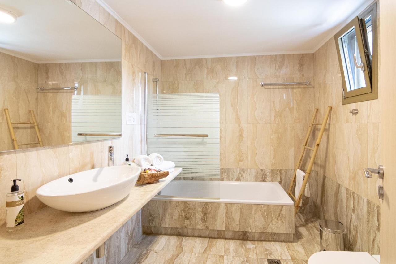 Hotel White Donkey Boutique (adults Only) 4*