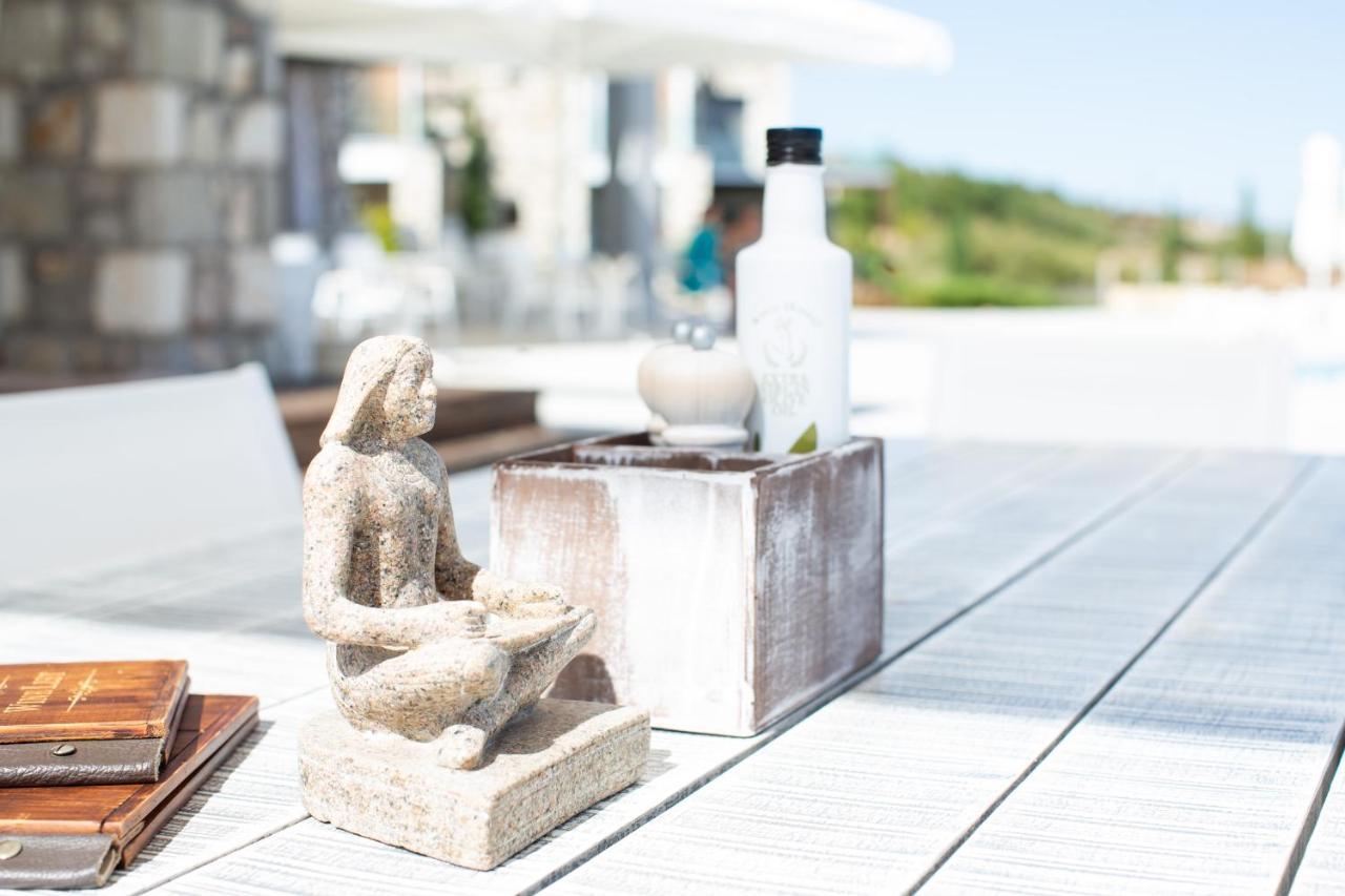 White Donkey Boutique (adults Only) Hotel Chrani